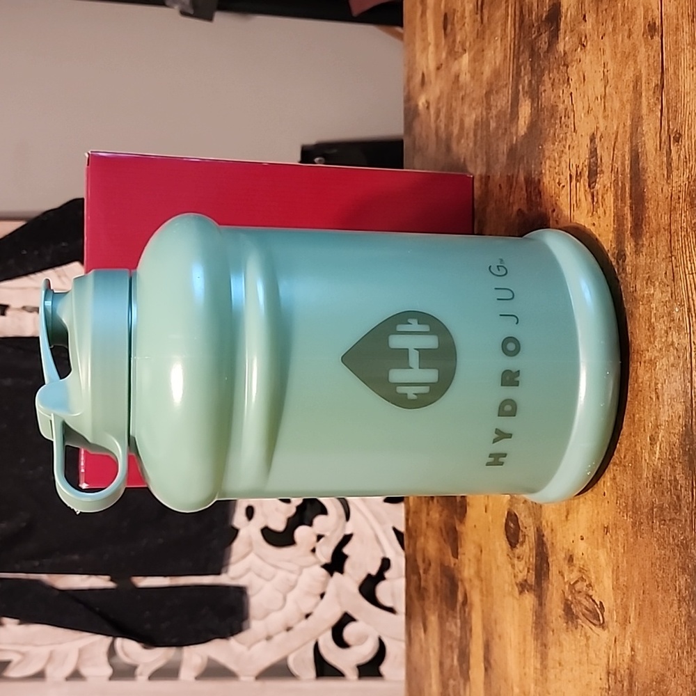 Hydrojug